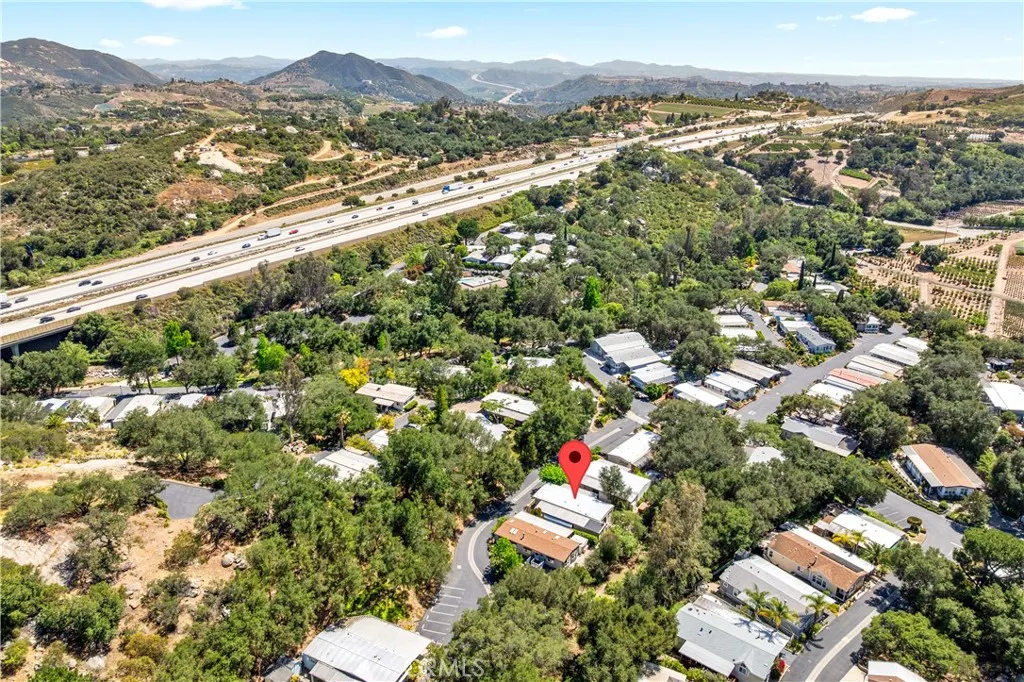 https://cdn.realtyfeed.com/cdn/127/306800361/29d77ff69761a3ed11c2be07d19a54c5.webp