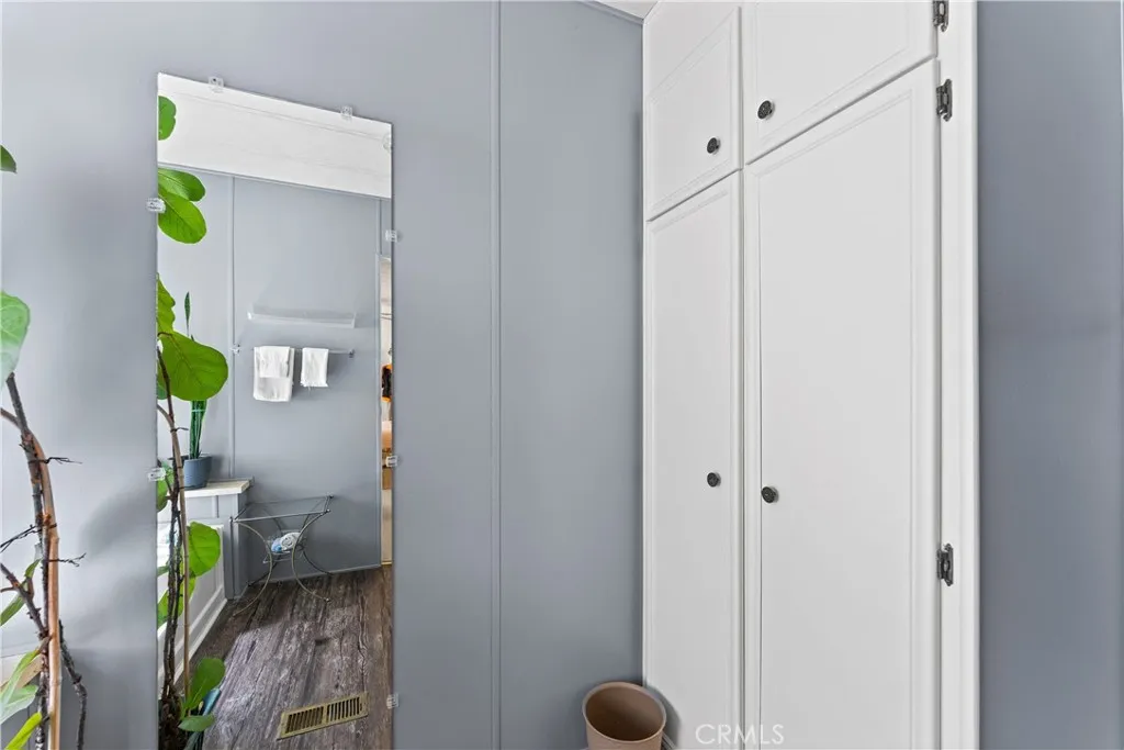 https://cdn.realtyfeed.com/cdn/127/306800361/cab0d7cff0919b855ff1aff465a550b7.webp