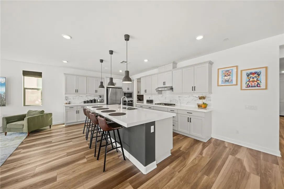 Photo #7: SW26183500 Listing: Photo #7