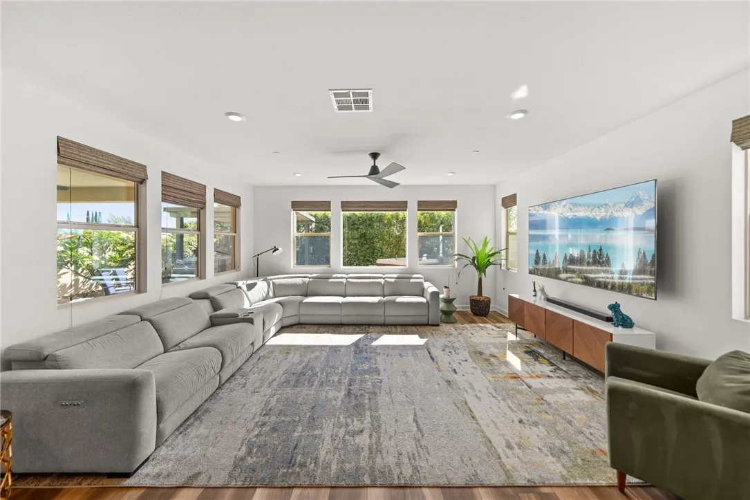 Photo #9: SW26183500 Listing: Photo #9