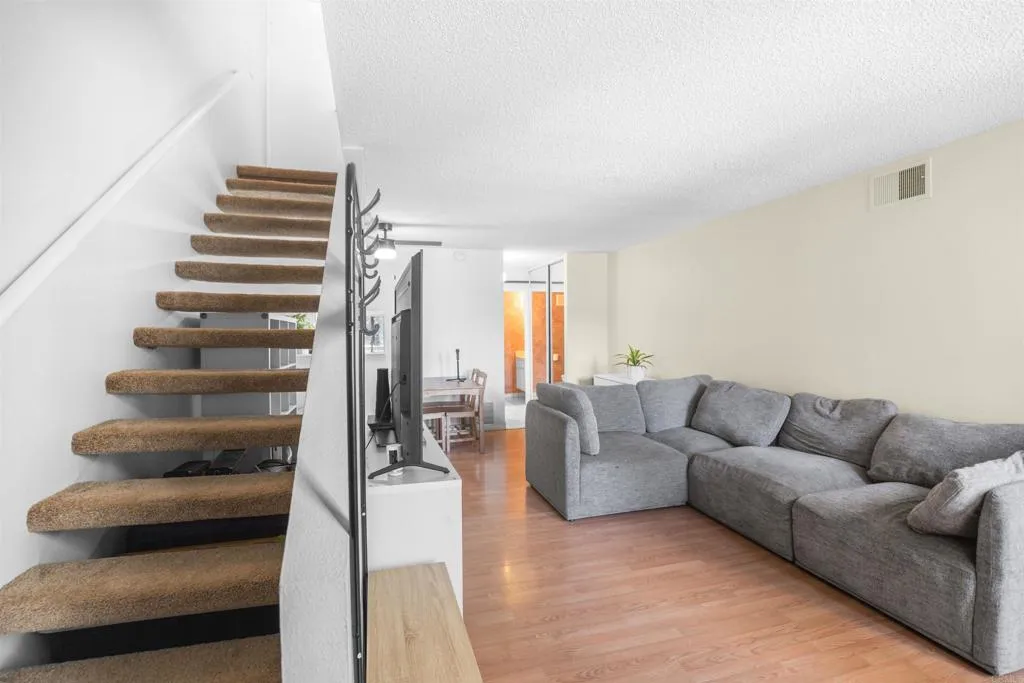 Photo #8: PTP2606434 Listing: Photo #8
