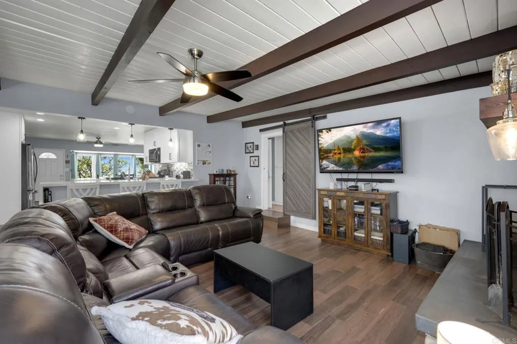 https://cdn.realtyfeed.com/cdn/127/306800397/1dead1e1990f231746c649f6e54f9a21.webp