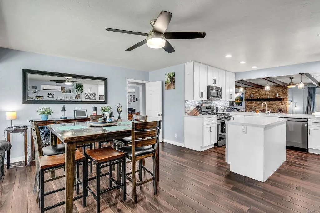 https://cdn.realtyfeed.com/cdn/127/306800397/205cd67dd790bb64735ef5a6101d6317.webp