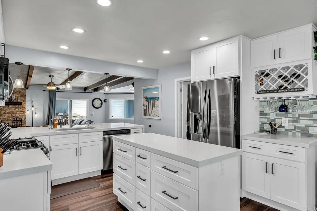 https://cdn.realtyfeed.com/cdn/127/306800397/500eea789744c8d0e6729c2f1e2647cc.webp