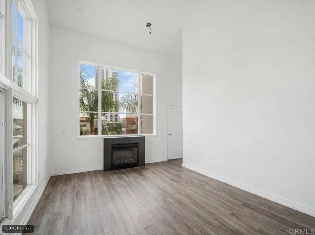 https://cdn.realtyfeed.com/cdn/127/306800449/576cf1be45e8a32397dcb653cb83ac19.webp