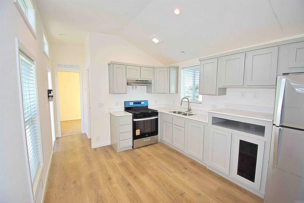 708 H, Chula Vista, CA 91910 - Photo 3 of 11, Chula Vista, CA