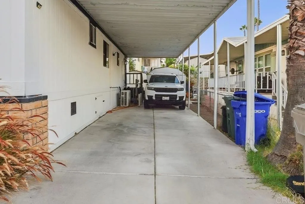 https://cdn.realtyfeed.com/cdn/127/306800523/63a725d1f657221e02b741700006a131.webp