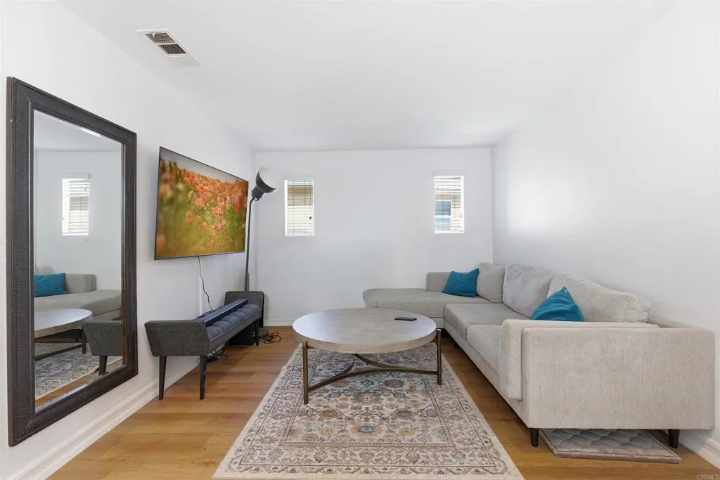 https://cdn.realtyfeed.com/cdn/127/306800531/3275a982ae8171be9f1ebda0816b08a5.webp