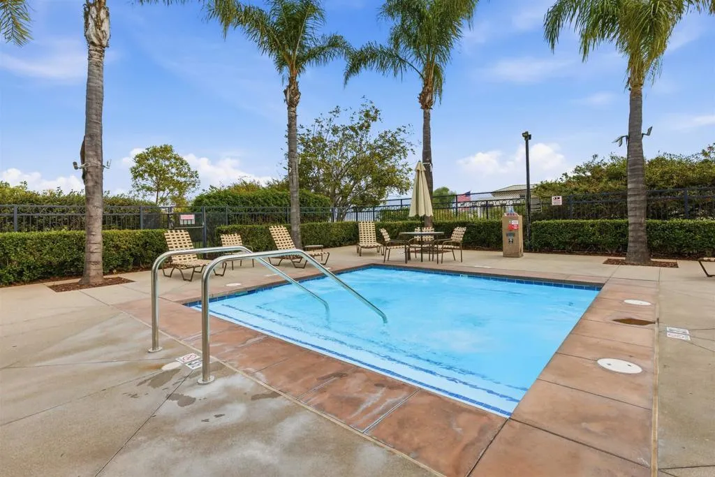 https://cdn.realtyfeed.com/cdn/127/306800531/736c7e6c18399f3ceae9d408bb1416a0.webp