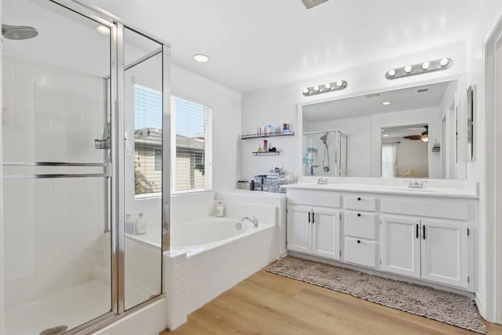 https://cdn.realtyfeed.com/cdn/127/306800531/75bd5e7afad6a19de699c6d34f8e8407.webp