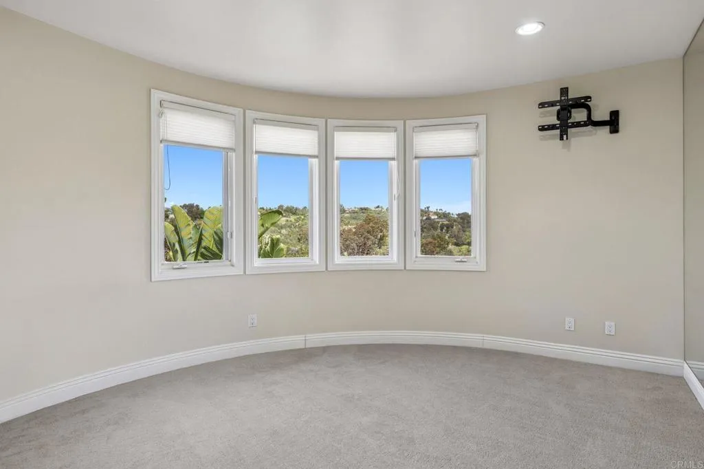 https://cdn.realtyfeed.com/cdn/127/306800564/0e9b796ed107f5441fe095c1555cb0e8.webp
