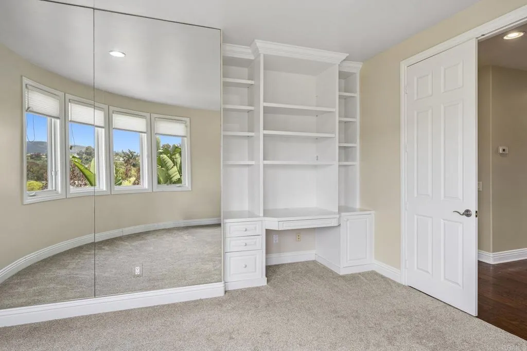 https://cdn.realtyfeed.com/cdn/127/306800564/17a8cb7db80233f820e0573ef8481394.webp