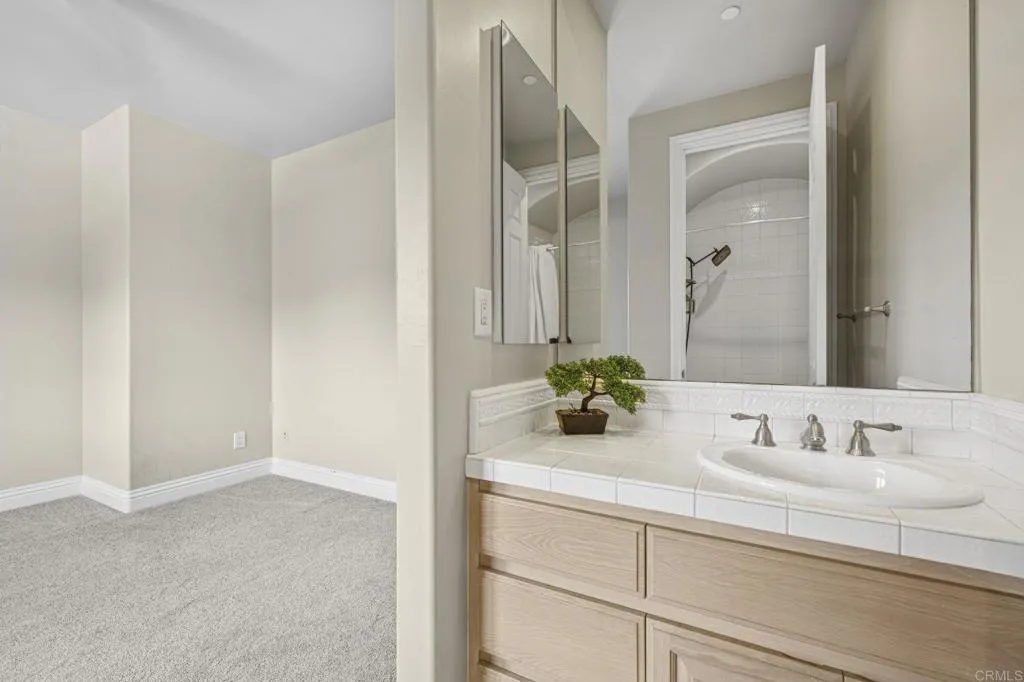 https://cdn.realtyfeed.com/cdn/127/306800564/193ae5b242f833183eb7f22daa21638e.webp