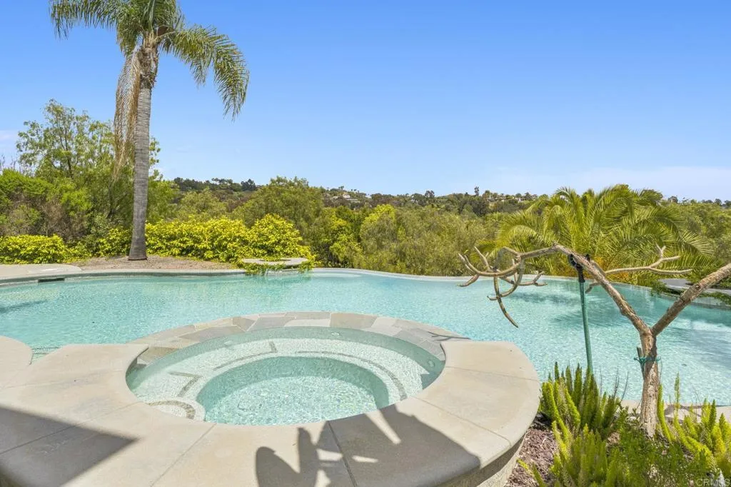 https://cdn.realtyfeed.com/cdn/127/306800564/81d04654ac47c61985754ec1692d996d.webp