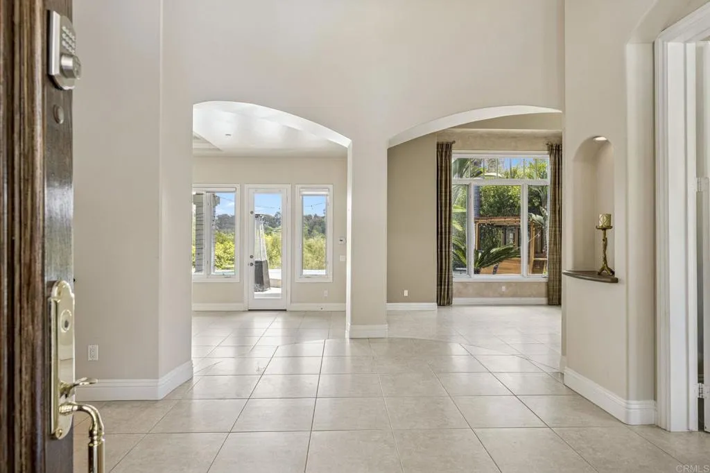 https://cdn.realtyfeed.com/cdn/127/306800564/a9c128d8ae0a049e6dabe428549e1b0d.webp