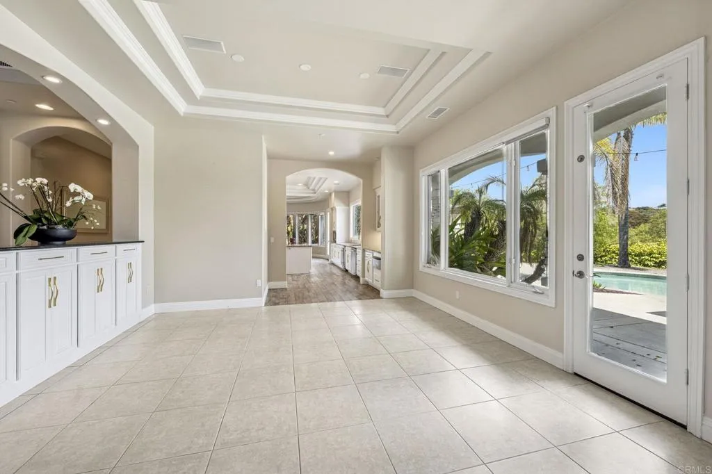 https://cdn.realtyfeed.com/cdn/127/306800564/ef4ab82761232a854363c5b29acc80d1.webp