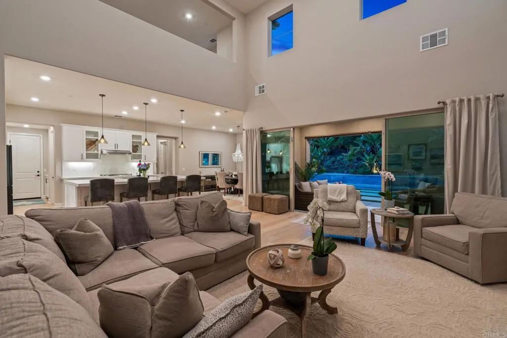 https://cdn.realtyfeed.com/cdn/127/306800589/088a89da88352f9bb2fd694fe082bfcd.webp
