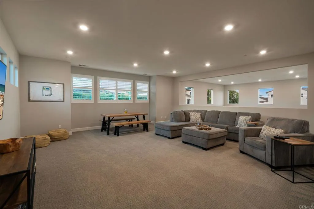https://cdn.realtyfeed.com/cdn/127/306800589/64b9252140e73fa165512a64f19ea76f.webp