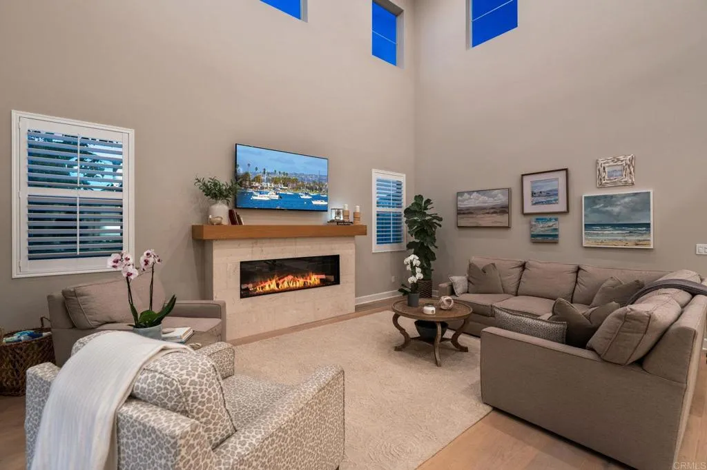 https://cdn.realtyfeed.com/cdn/127/306800589/6ecee60429f557d07207196f1442f012.webp