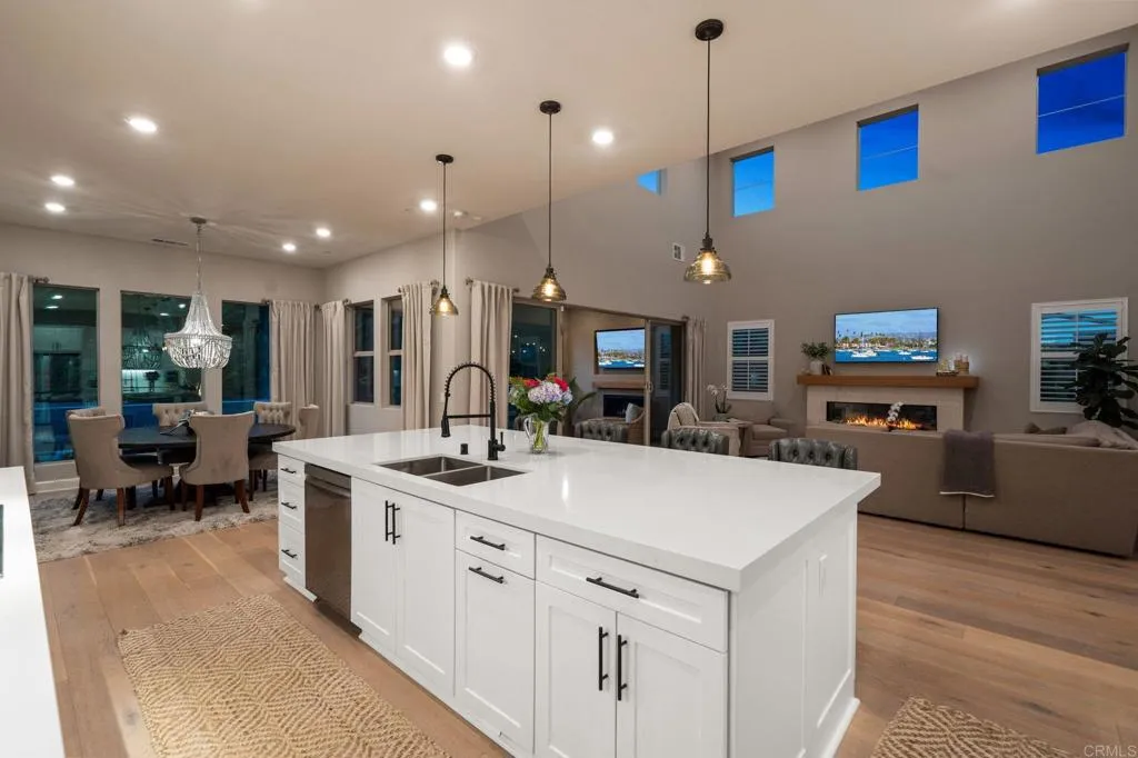 https://cdn.realtyfeed.com/cdn/127/306800589/7036746dbad150d6cb80388ed3077120.webp