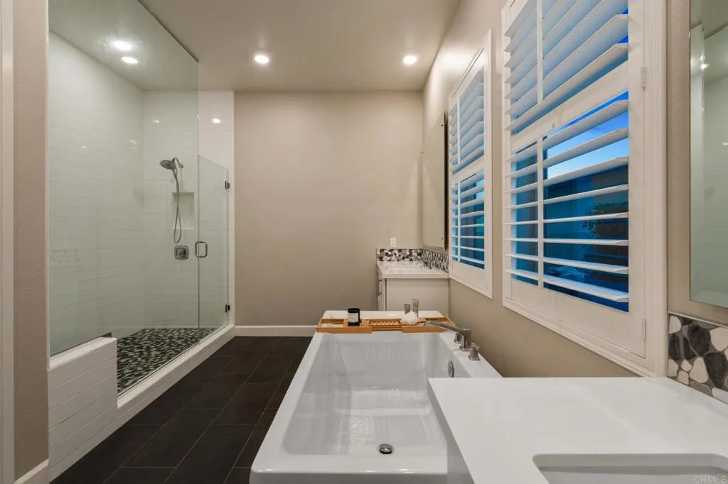 https://cdn.realtyfeed.com/cdn/127/306800589/9a15447b340d1826858d5bd3c9ee0c94.webp