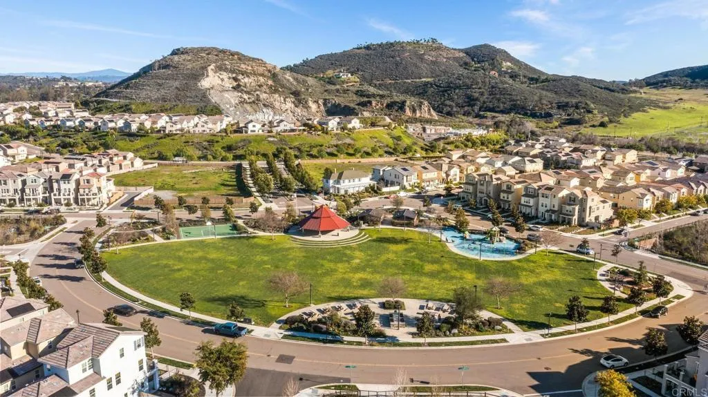 https://cdn.realtyfeed.com/cdn/127/306800589/a5474fc8ca5ba7cad763ef597c28c0a6.webp