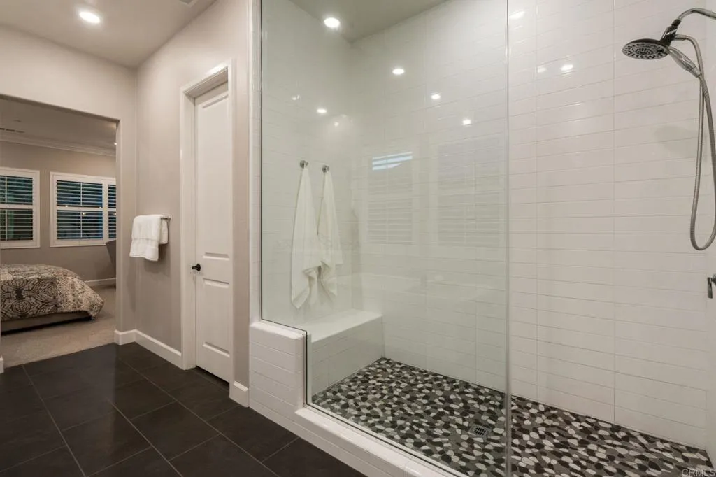 https://cdn.realtyfeed.com/cdn/127/306800589/ffa269ce66b86255cac5c803557eeb16.webp