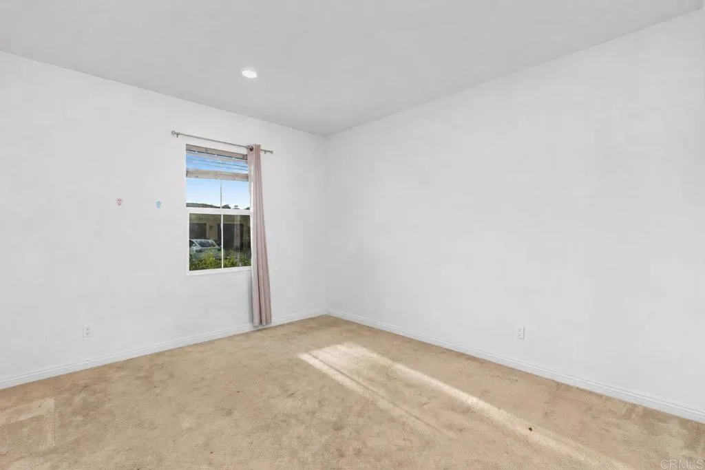 https://cdn.realtyfeed.com/cdn/127/306800604/346ca7e7ce7c155c1c9db1de0359a342.webp