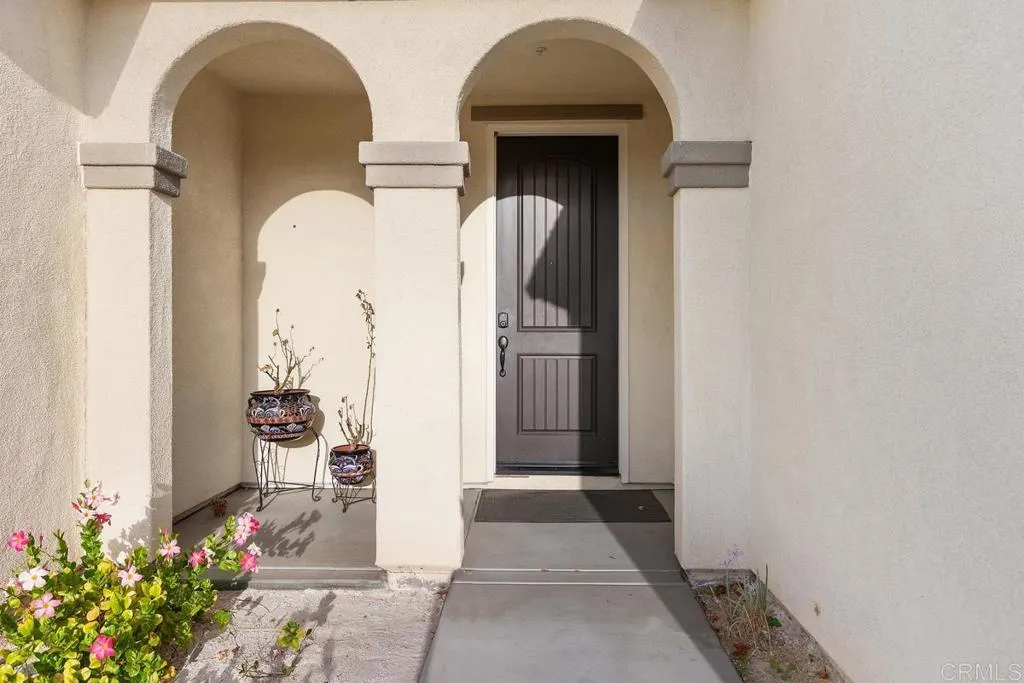 https://cdn.realtyfeed.com/cdn/127/306800604/69b19a952007301d9cad0c2054ff98f5.webp