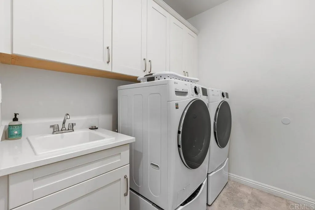 https://cdn.realtyfeed.com/cdn/127/306800604/e96efd00ca410cce425a9e3ed5bc747a.webp