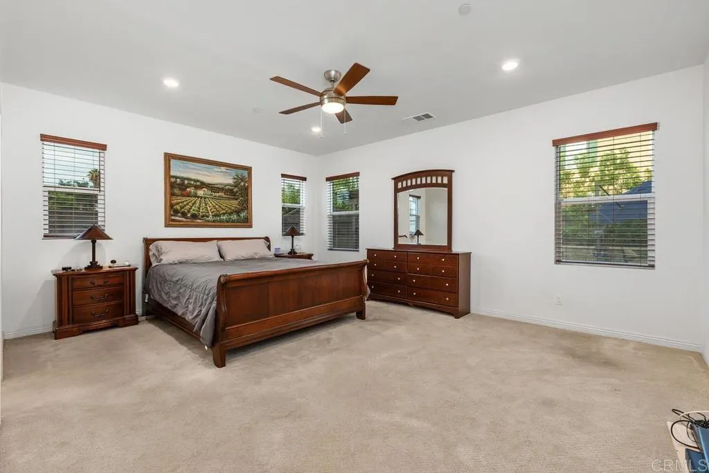 https://cdn.realtyfeed.com/cdn/127/306800604/fa5bd5006567fa1156f855c5234c37fc.webp