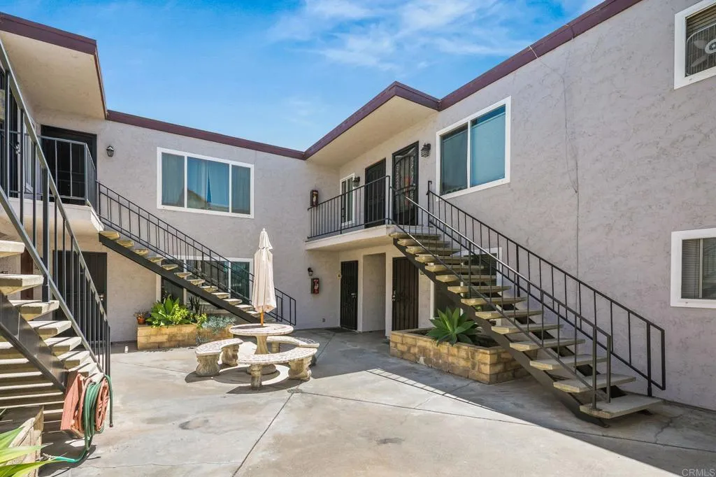 https://cdn.realtyfeed.com/cdn/127/306800627/dbd982fa8943168d82855ae726bd5093.webp