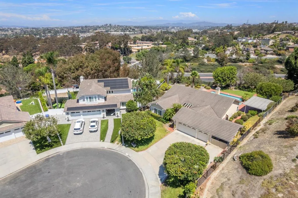 https://cdn.realtyfeed.com/cdn/127/306800628/199b2d5840f0f4168eb6ea33bbdd65c7.webp