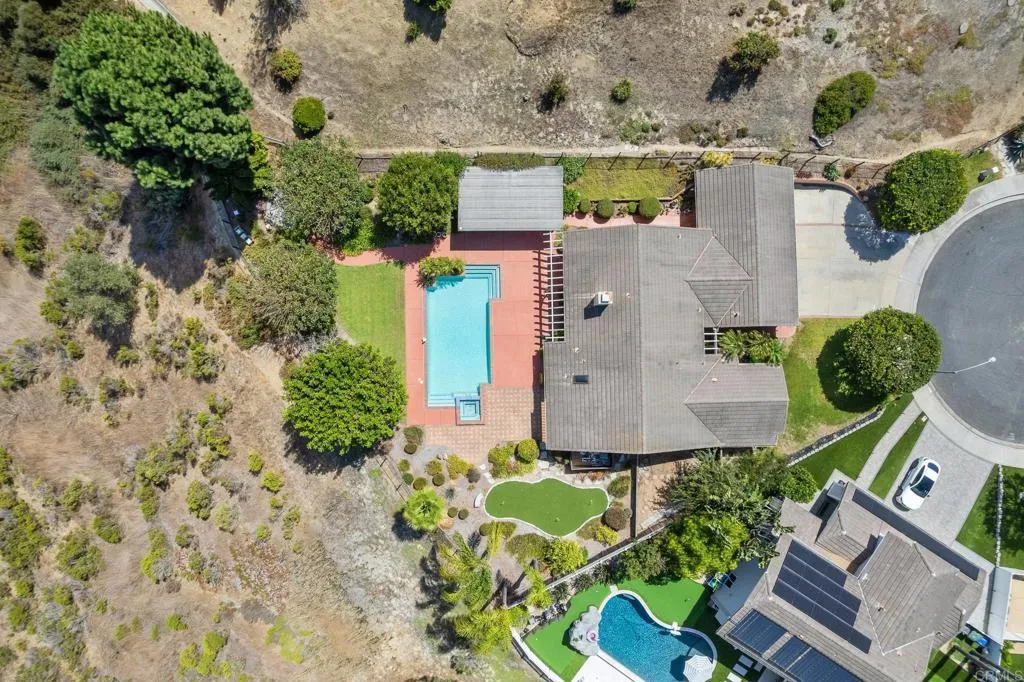 https://cdn.realtyfeed.com/cdn/127/306800628/7afd445a5a7b9dda5bdfc130d9d15700.webp