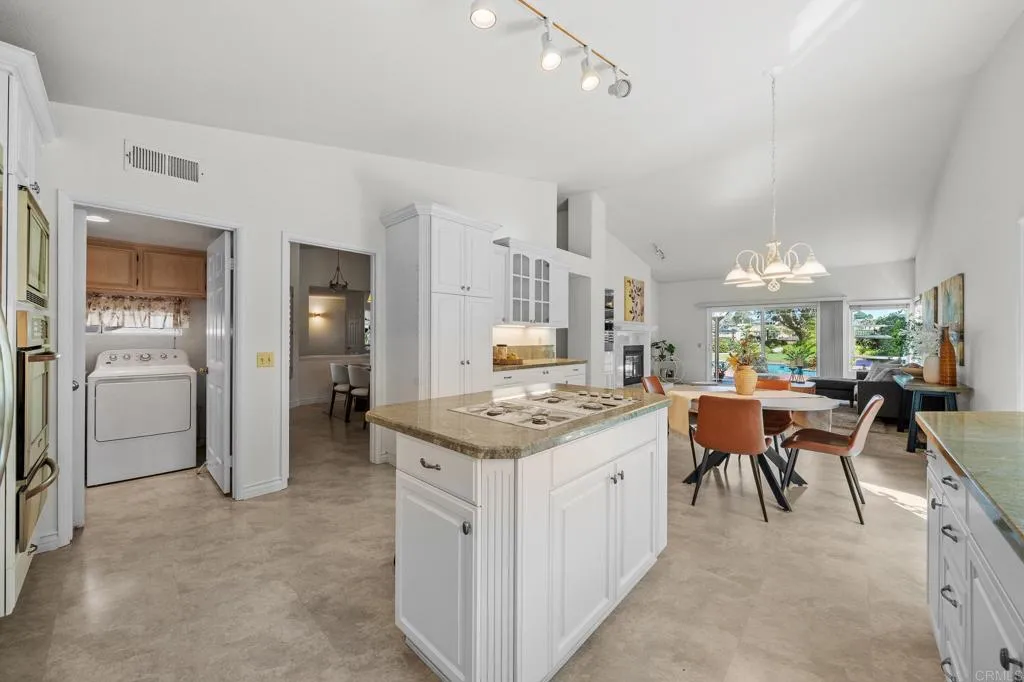 https://cdn.realtyfeed.com/cdn/127/306800628/9f18e002db10fc3e5c5dcc4d734e996d.webp