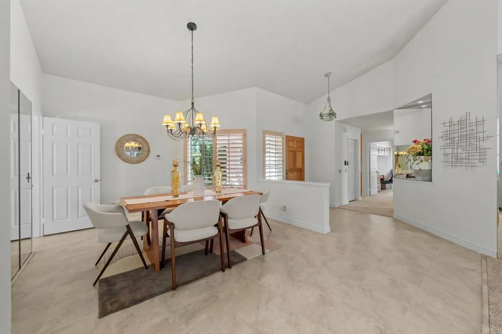 https://cdn.realtyfeed.com/cdn/127/306800628/a9ab8bf2b980d8330a7b443cabe089e9.webp