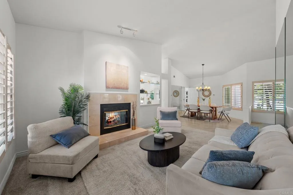 https://cdn.realtyfeed.com/cdn/127/306800628/aa0297cceafe8942a3bdf930ce5c7488.webp