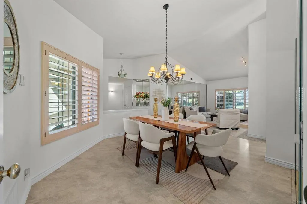https://cdn.realtyfeed.com/cdn/127/306800628/ba64b2b3745f3dde5b1cc3eabacddcff.webp