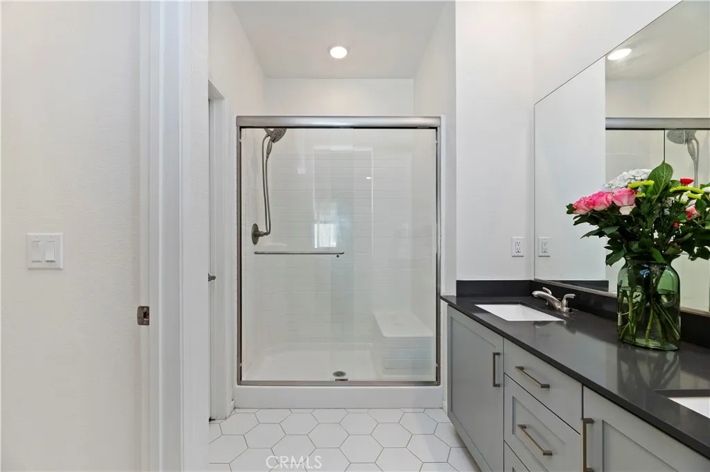 Photo #24: SW26184647 Listing: Photo #24