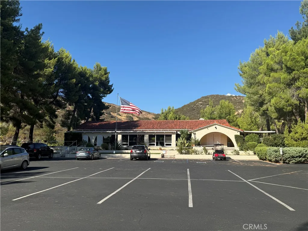 https://cdn.realtyfeed.com/cdn/127/306800756/0edb56881fde538443c8f09b61dc130e.webp