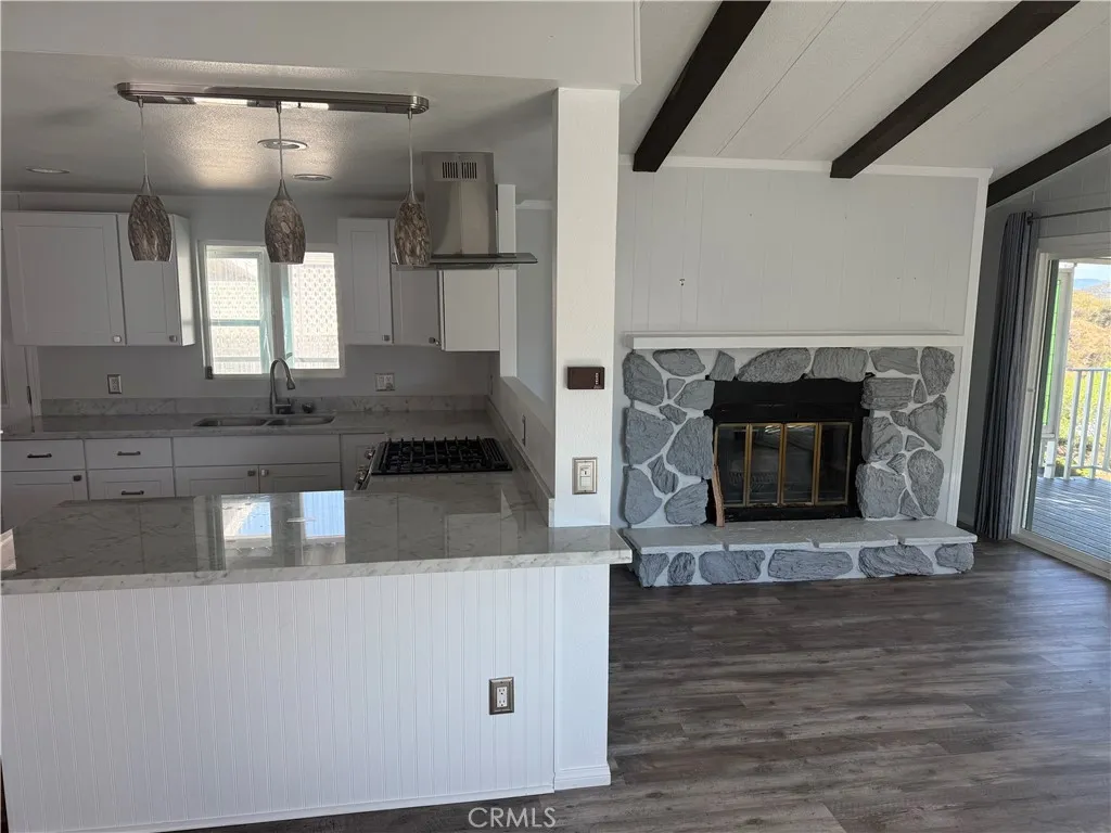 https://cdn.realtyfeed.com/cdn/127/306800756/b01101dec91be682306a096f0c97a79b.webp