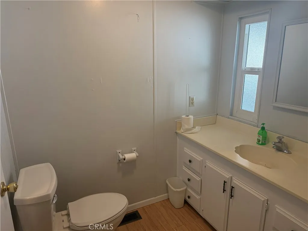 https://cdn.realtyfeed.com/cdn/127/306800756/b6e3cc409209da621403eca164bfa39f.webp