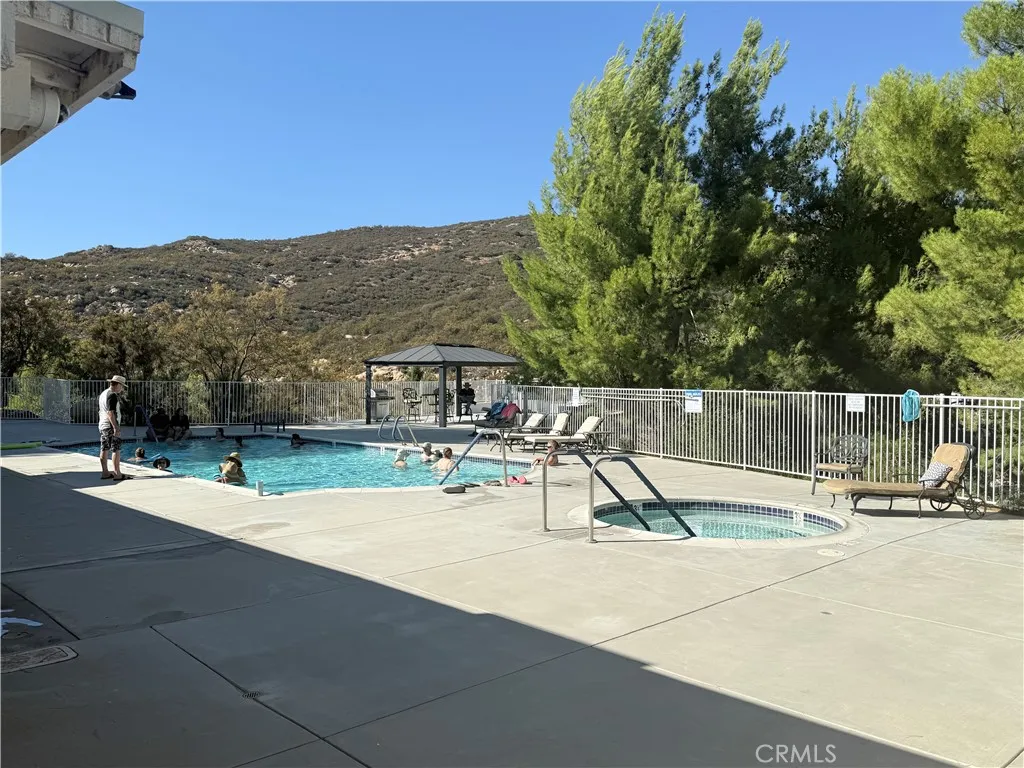 https://cdn.realtyfeed.com/cdn/127/306800756/bf3b3e77ab3a361ee2897f9a816344bf.webp