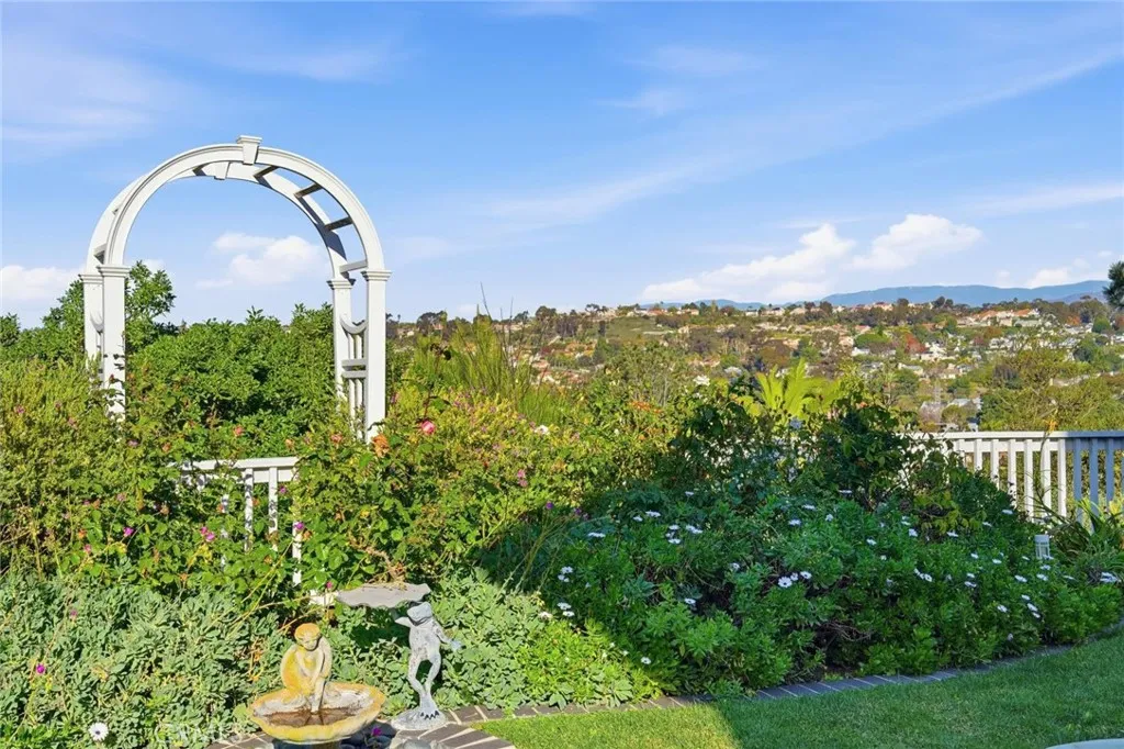 https://cdn.realtyfeed.com/cdn/127/306800796/b7a2e2523854c3da82ae088e25f4240b.webp