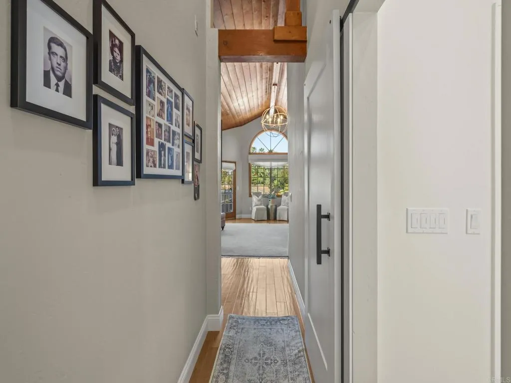 https://cdn.realtyfeed.com/cdn/127/306800889/2a895df91f0840b50d93e408ba639269.webp