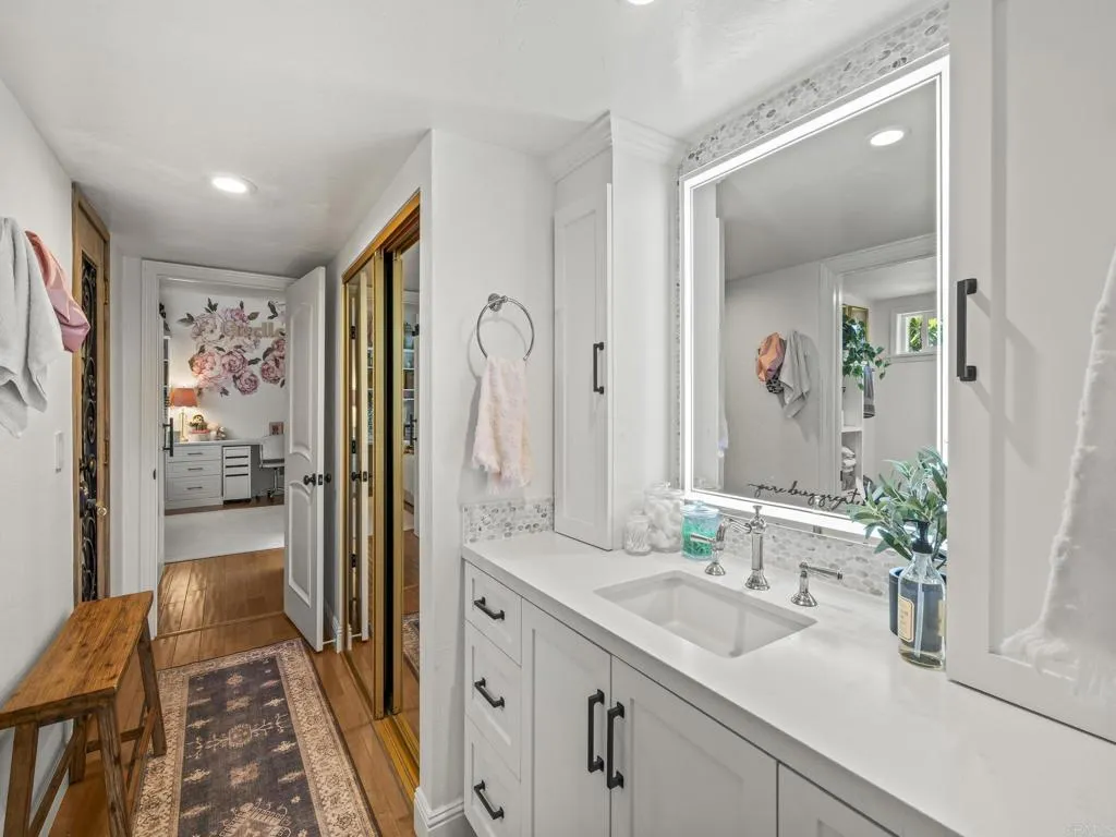 https://cdn.realtyfeed.com/cdn/127/306800889/723bf06a65a363b42493add284def492.webp