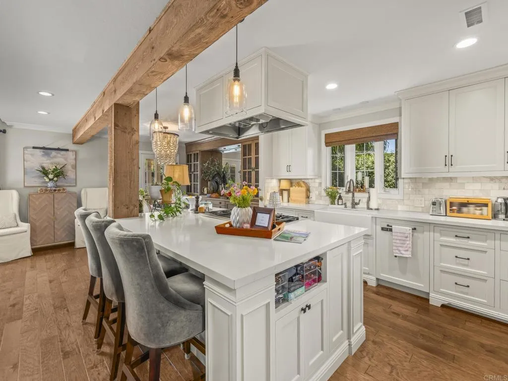 https://cdn.realtyfeed.com/cdn/127/306800889/7e45d2b2cb094350d1fa4f993a06d6ec.webp