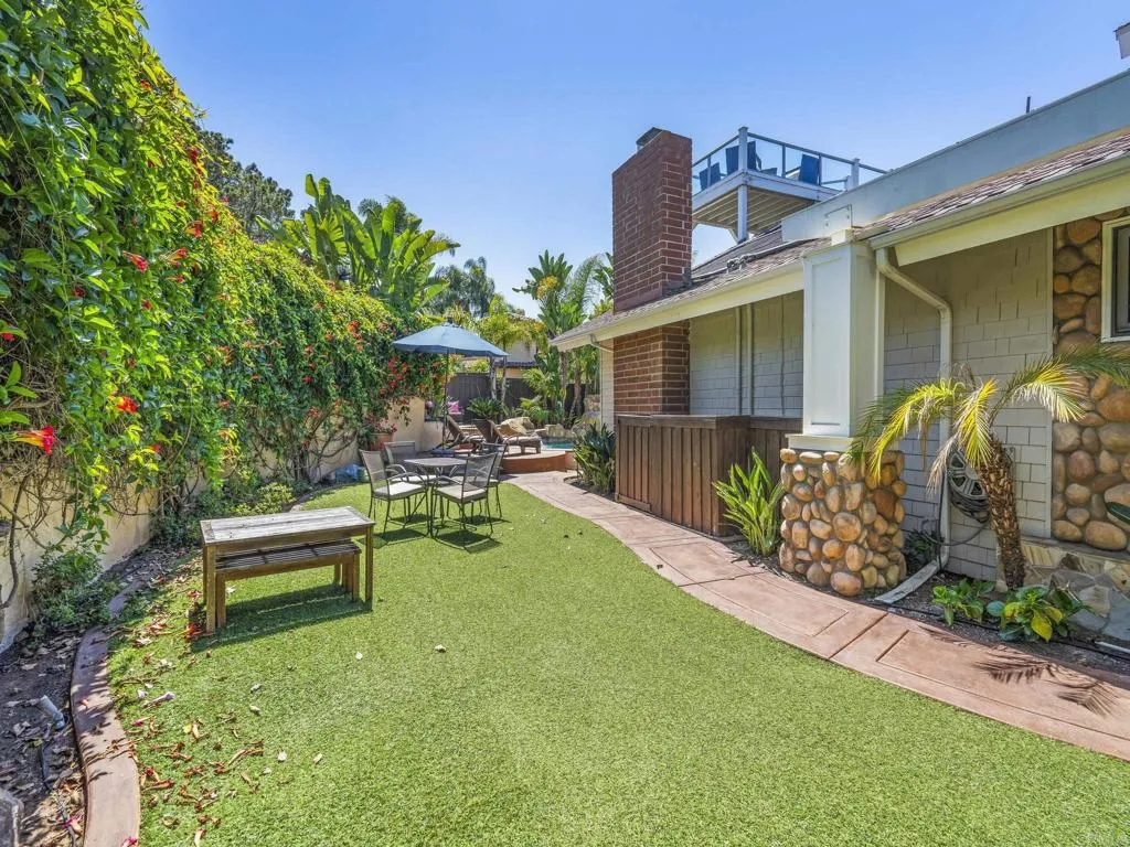 https://cdn.realtyfeed.com/cdn/127/306800889/b291cbe4739b13154eac0bf75201e7f7.webp