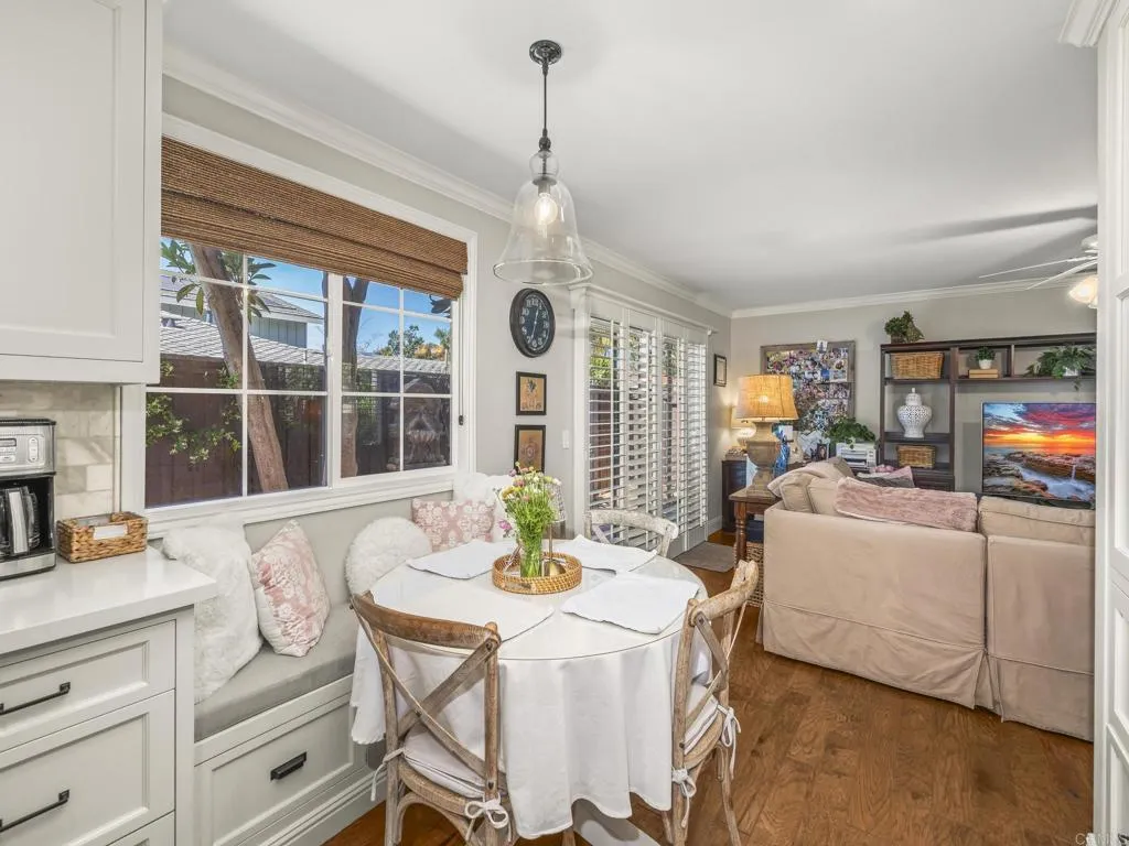 https://cdn.realtyfeed.com/cdn/127/306800889/ecc12a32f374b5c17cfb7d65aa25c432.webp