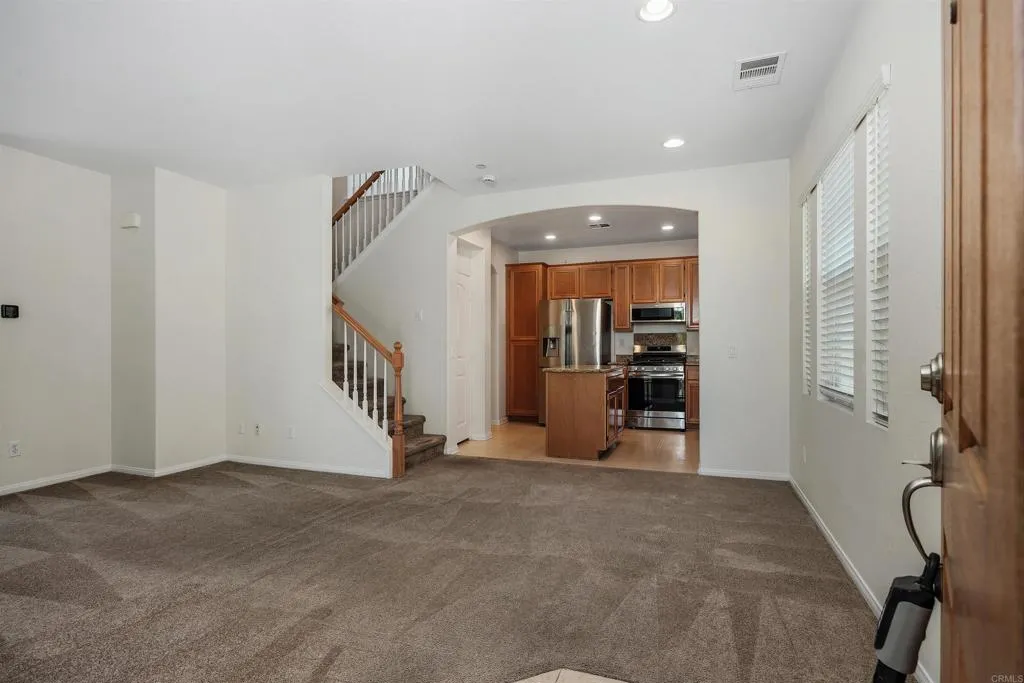 https://cdn.realtyfeed.com/cdn/127/306800899/32760430623f4b84532540a05e6a53a1.webp